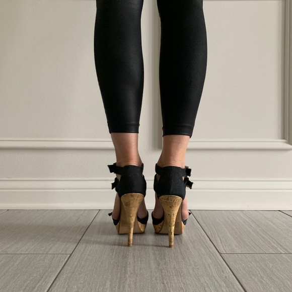 {Deb} Black Sandal Heels - Picture 4 of 6